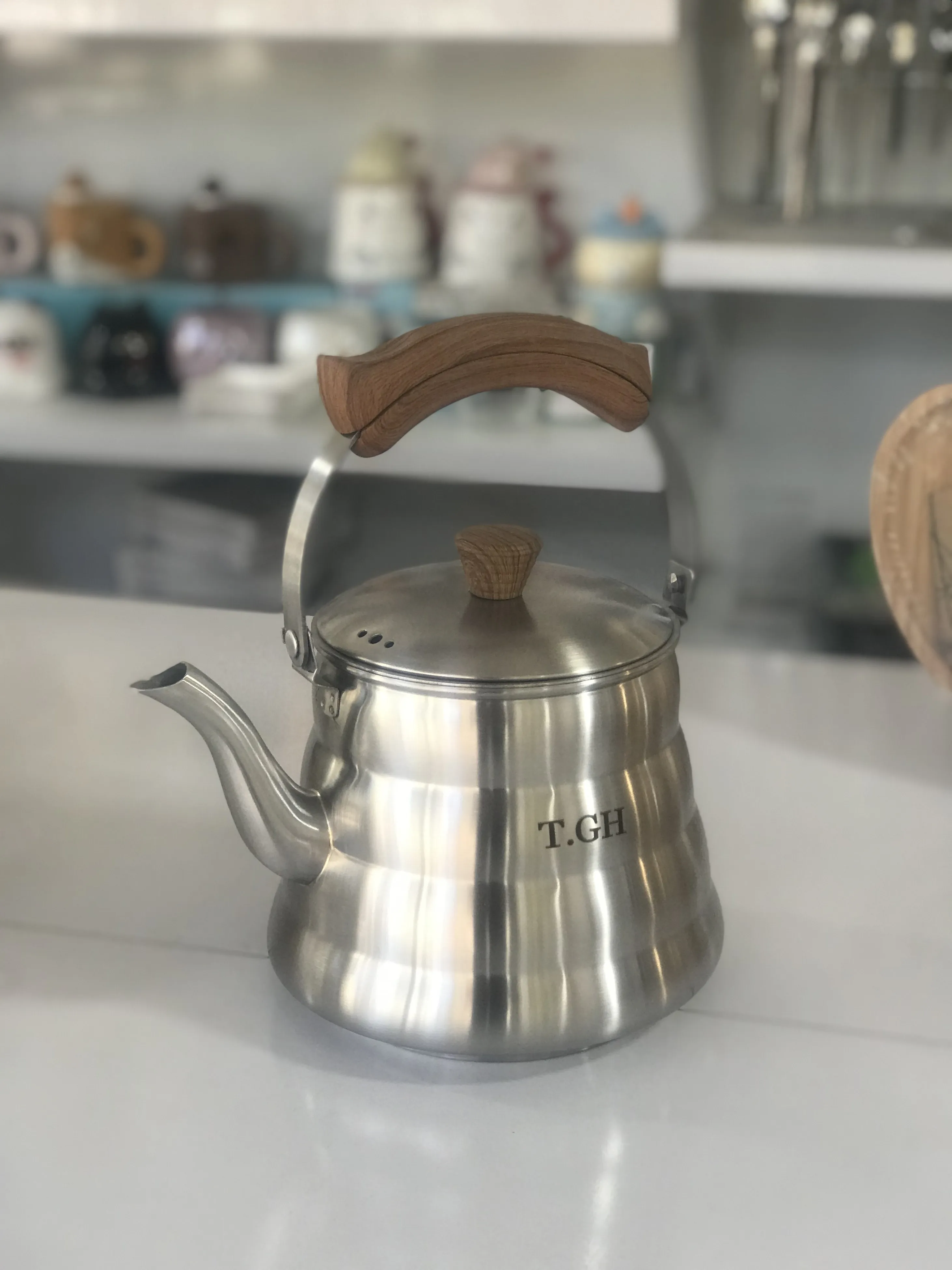 کتری لوله دار تابناک قیطاسی