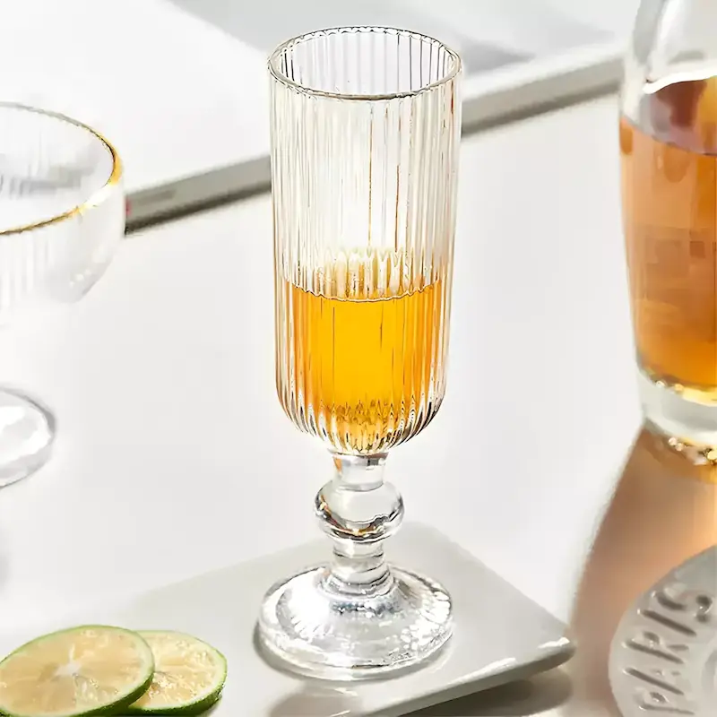گیلاس خوری باریک دلی