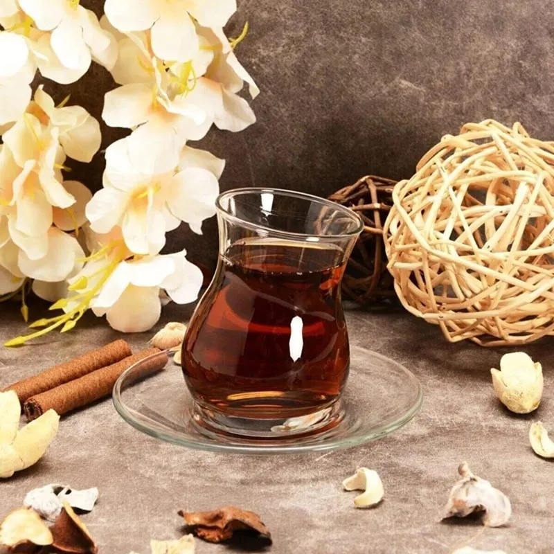 استکان و نعلبکی ترک